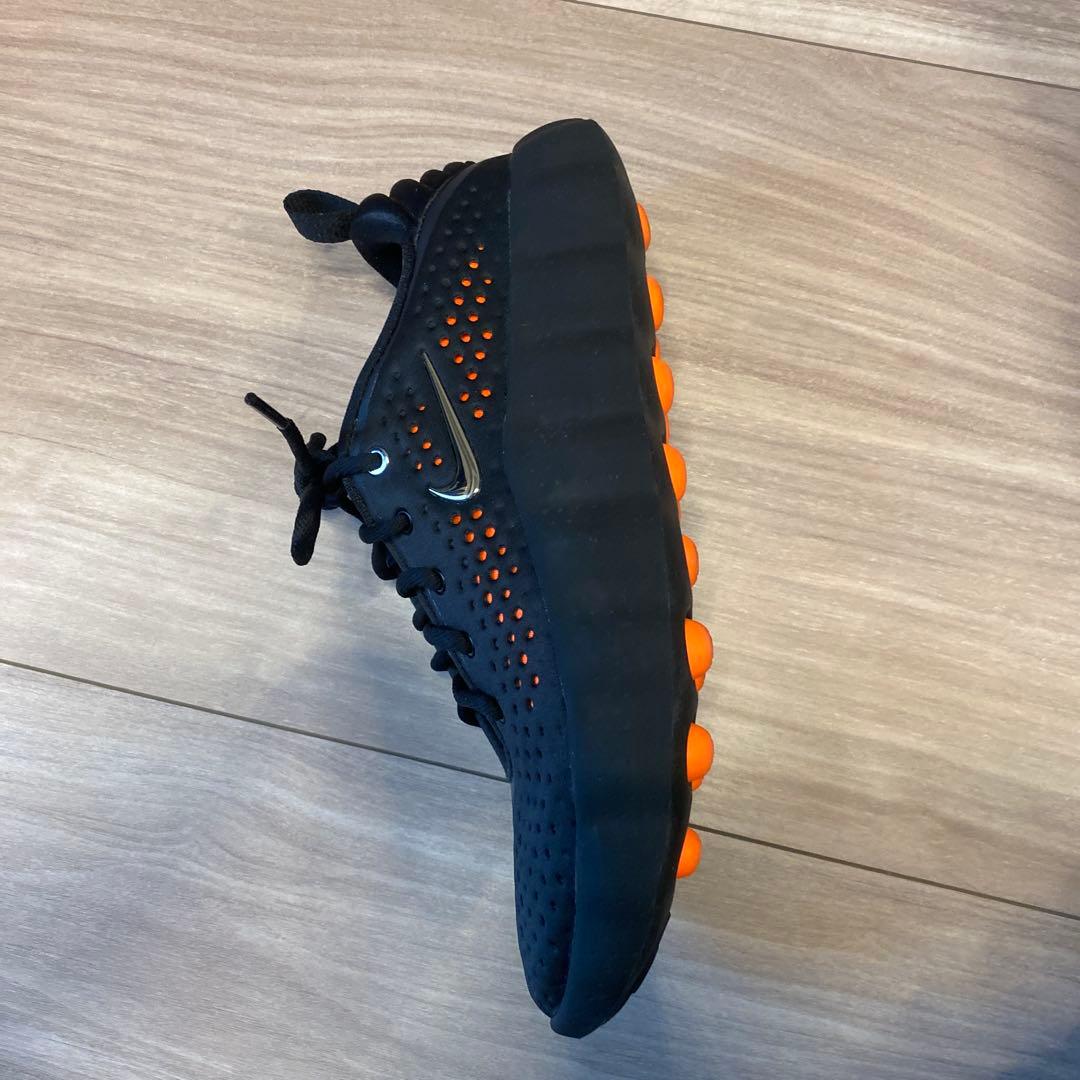 美品 Nike Mind スニーカー ブラック/オレンジ