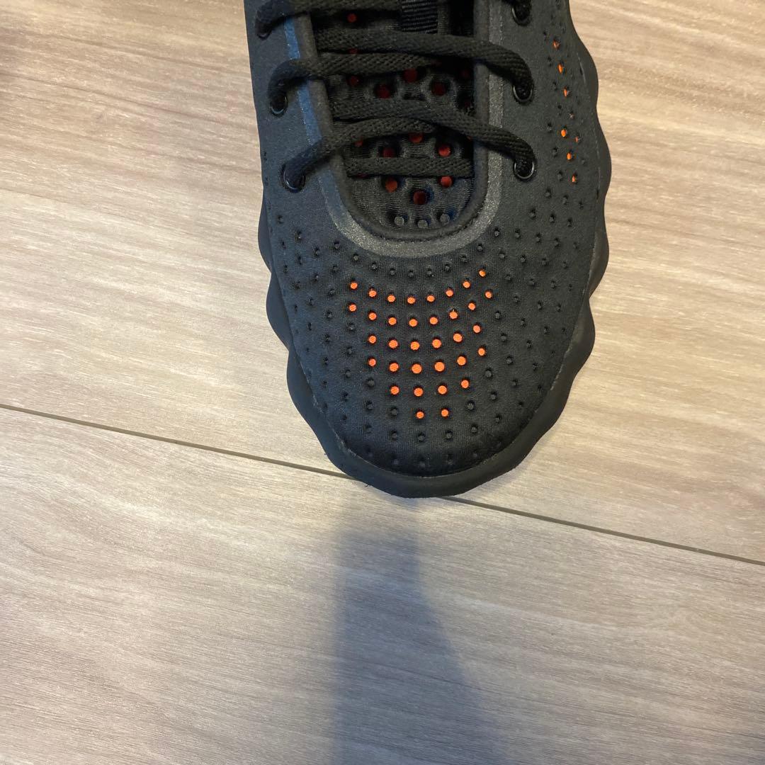 美品 Nike Mind スニーカー ブラック/オレンジ