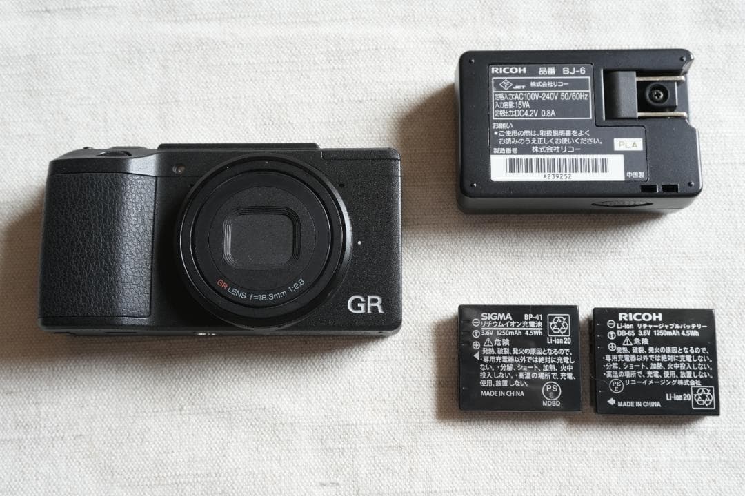RICOH GR II シャッター回数1112回