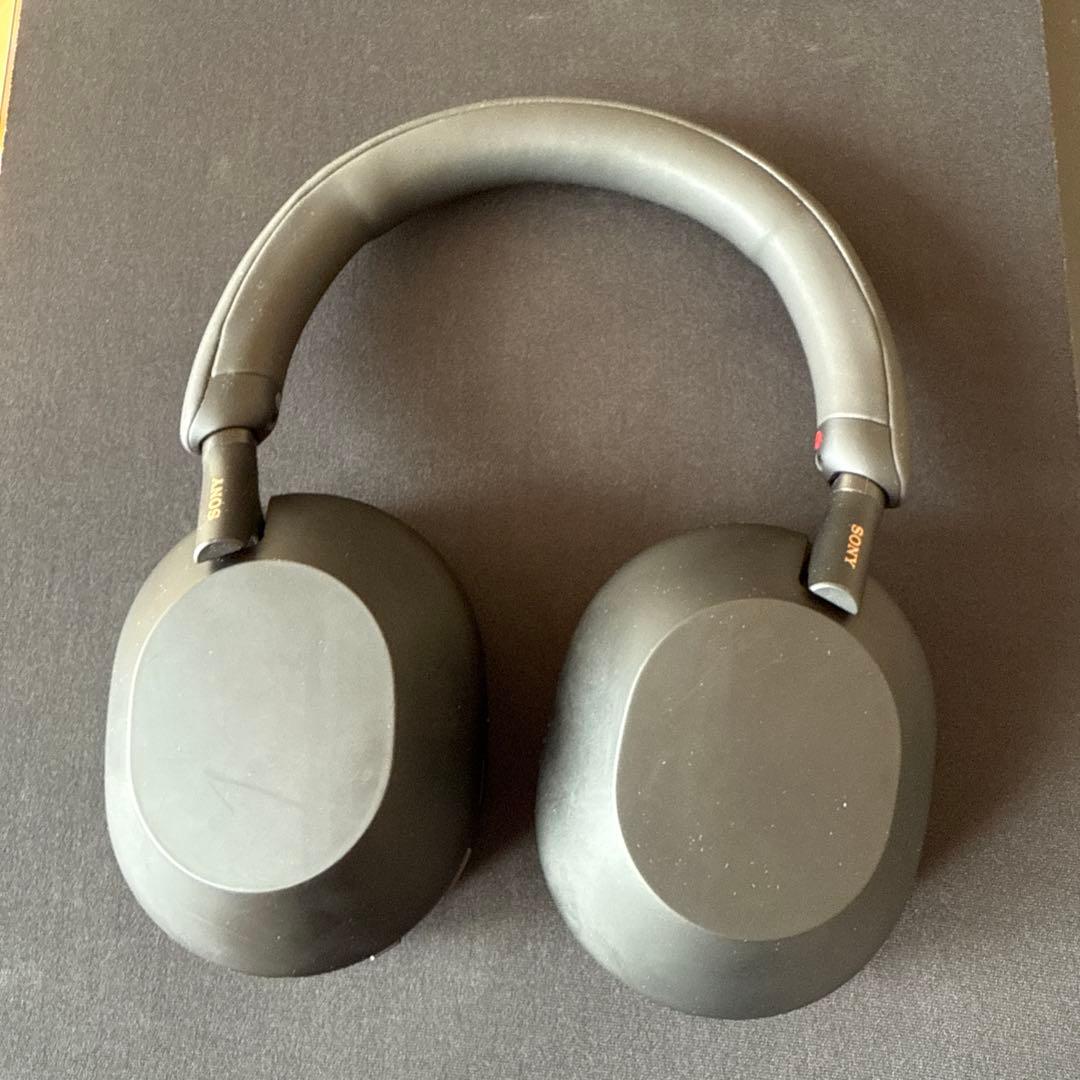 ニ*ワ様 SONY WH-1000XM5 ワイヤレスヘッドホン ブラック 美品