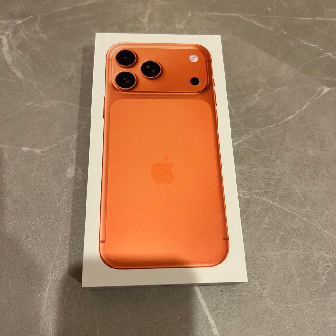 新品・未開封 iPhone 17 Pro Max 256GB オレンジ