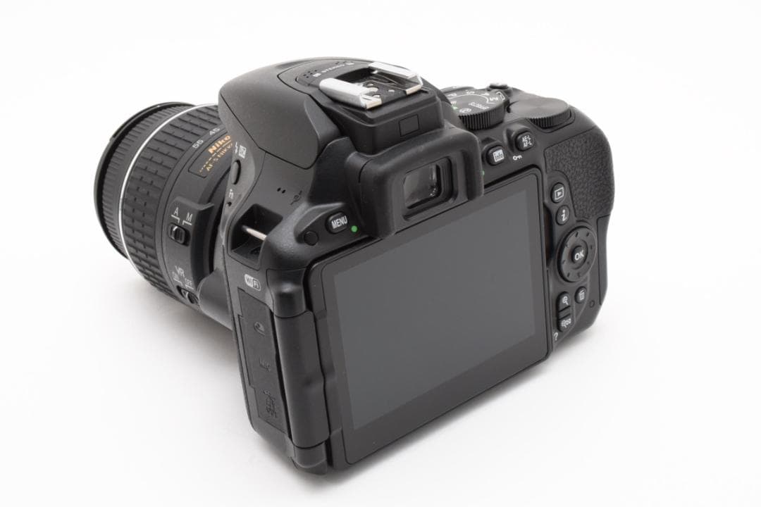 美品 ニコン　Nikon D5500 18-55 S数3070回 1145