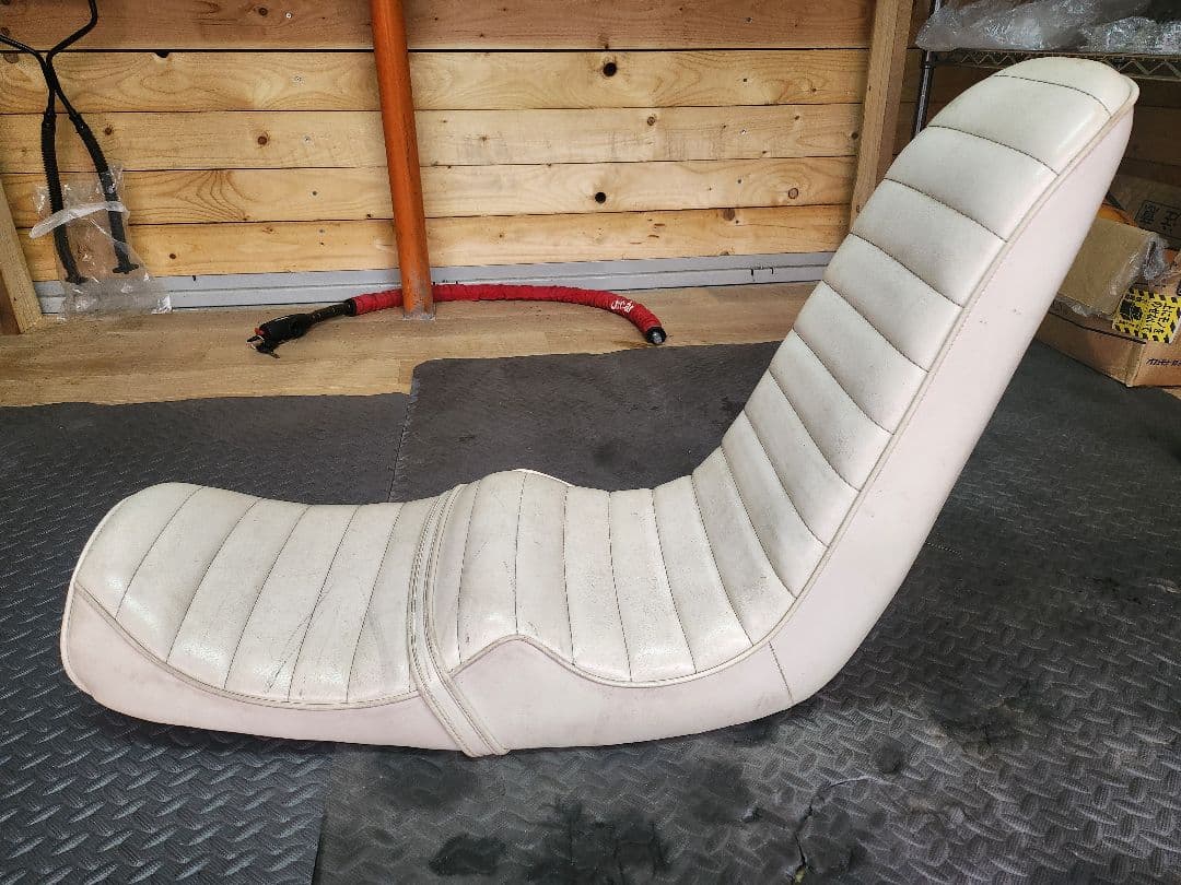 ヤキイモ　川口製GT380　三段シート