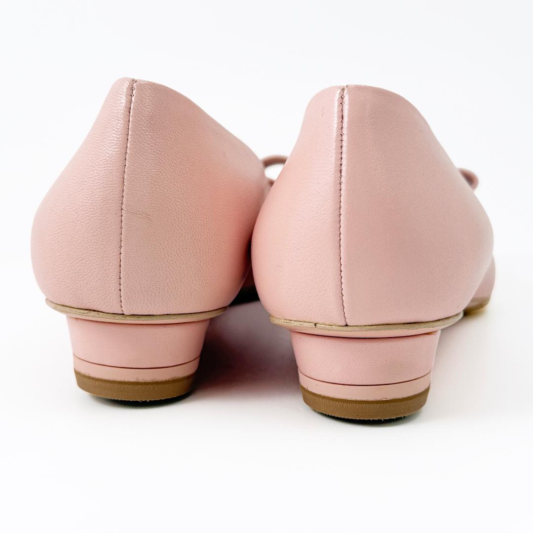 【新品未使用】フェラガモ VIVA パンプス ピンク オールレザー　23.5㎝