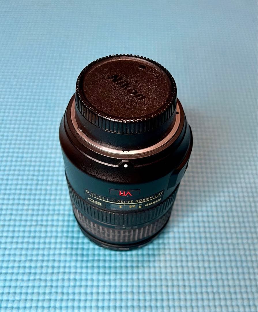 Nikon Nikkor 24-120mm VR レンズ