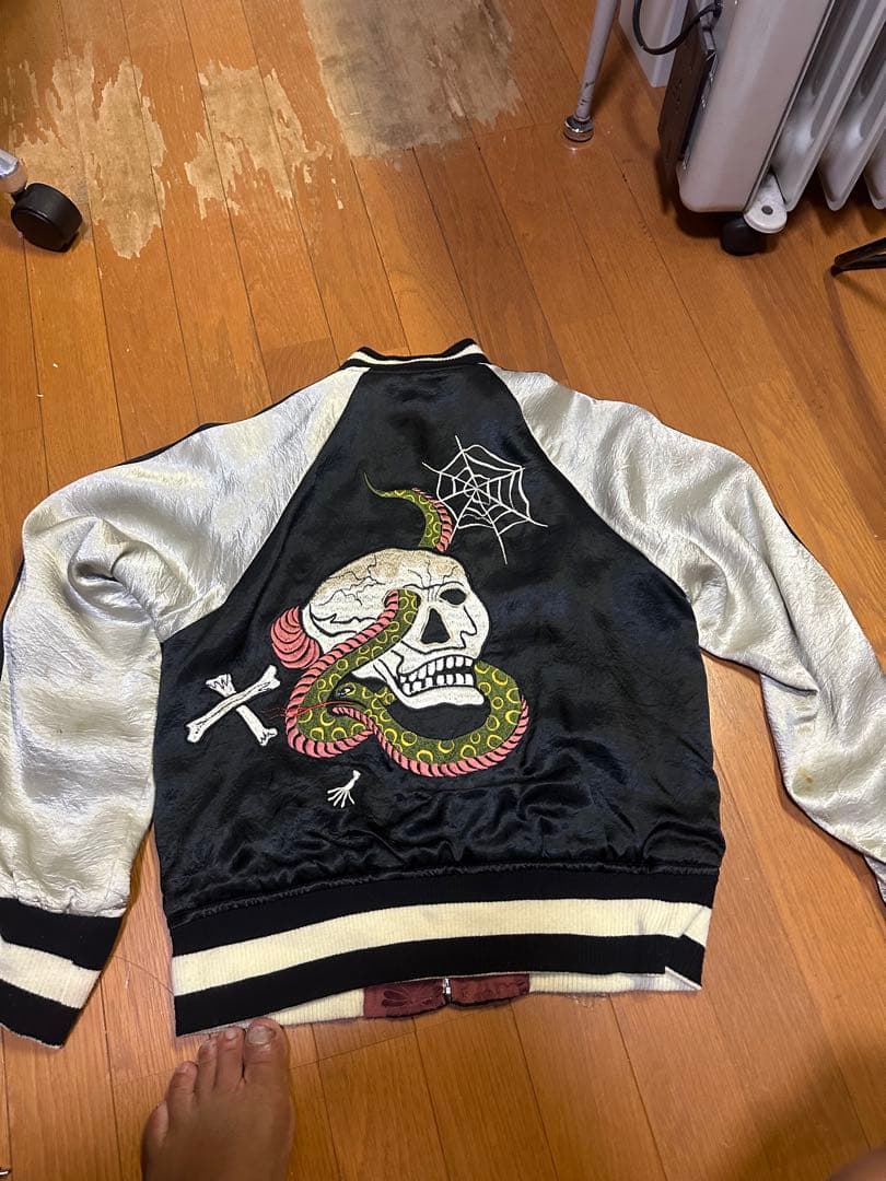 ドライボーンズ　スカジャン　リバーシブル