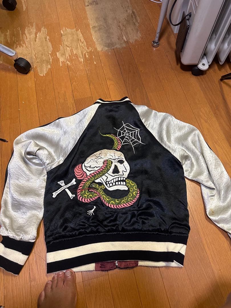 ドライボーンズ　スカジャン　リバーシブル