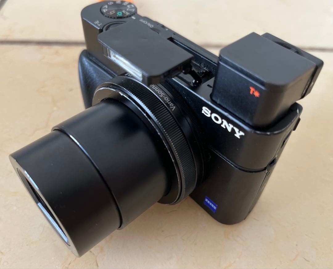 デジタルカメラ SONY Cyber-shot DSC-RX100M3