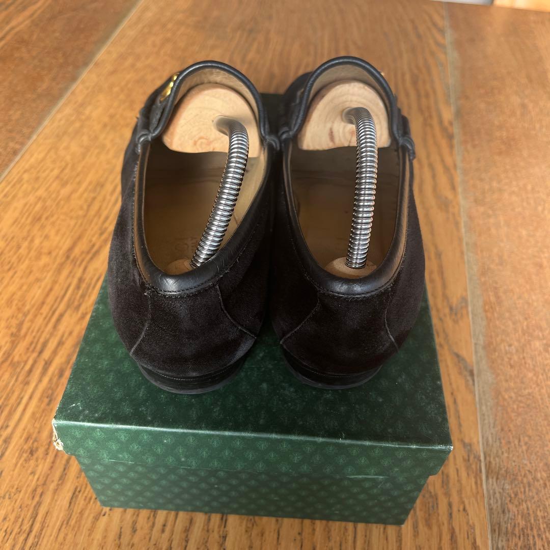 GUCCI ブラックスエード ローファー
