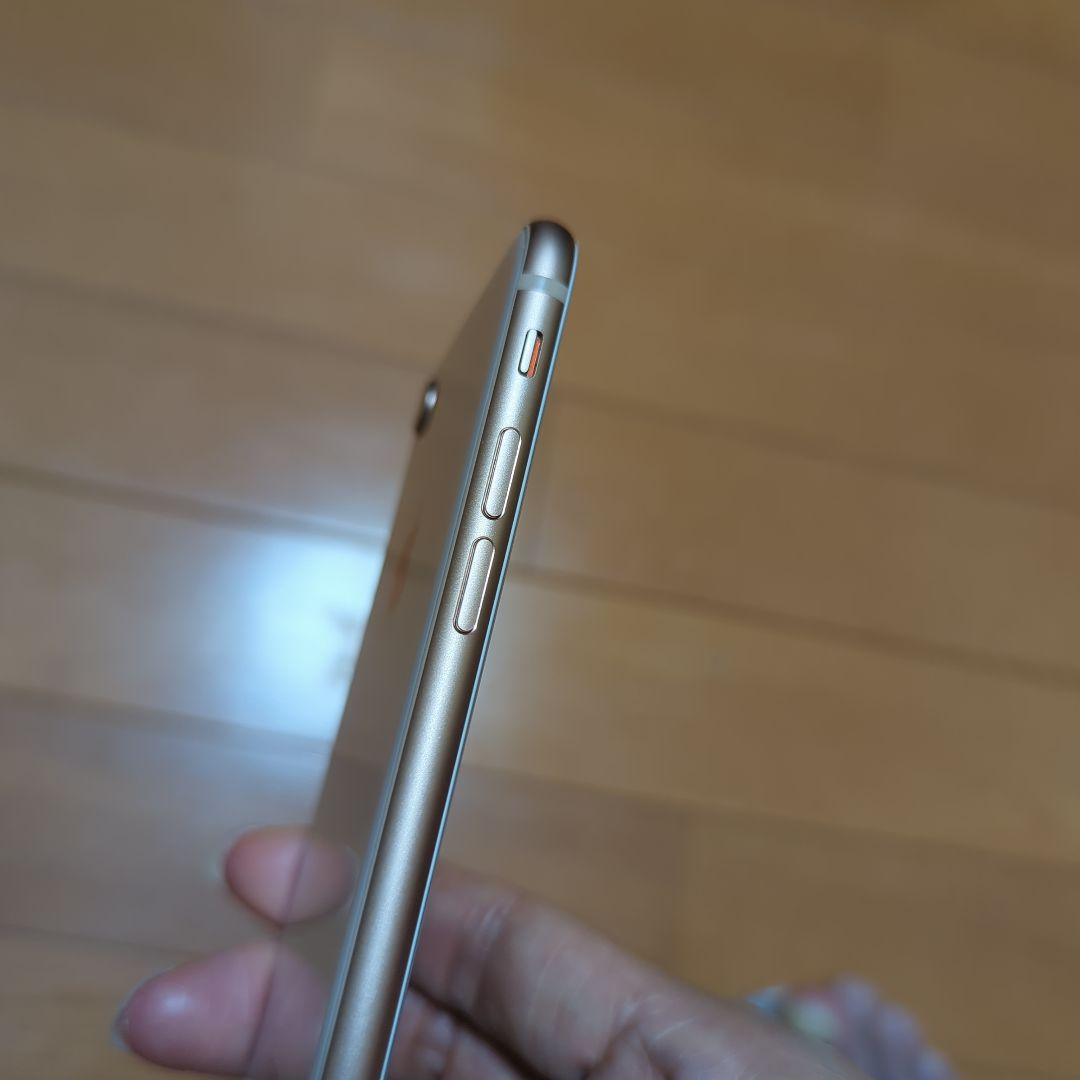 【相談中】Apple iPhone 8 64GB ゴールド 88%　おまけ付き