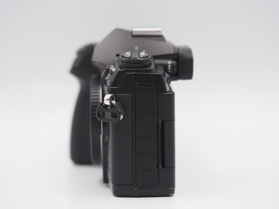 OLYMPUS OM-D E-M1MARKⅢ