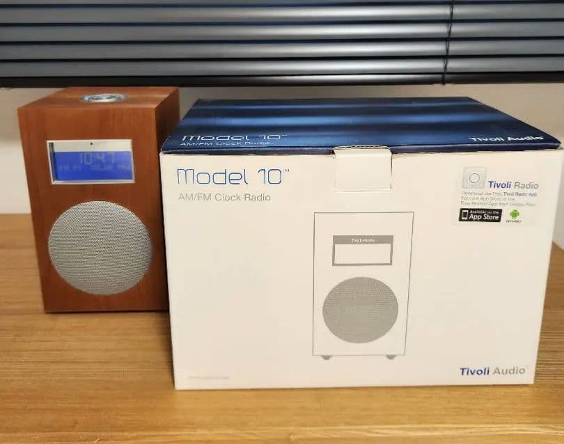 【美品】チボリオーディオ　Model10　ラジオ　ウォールナット