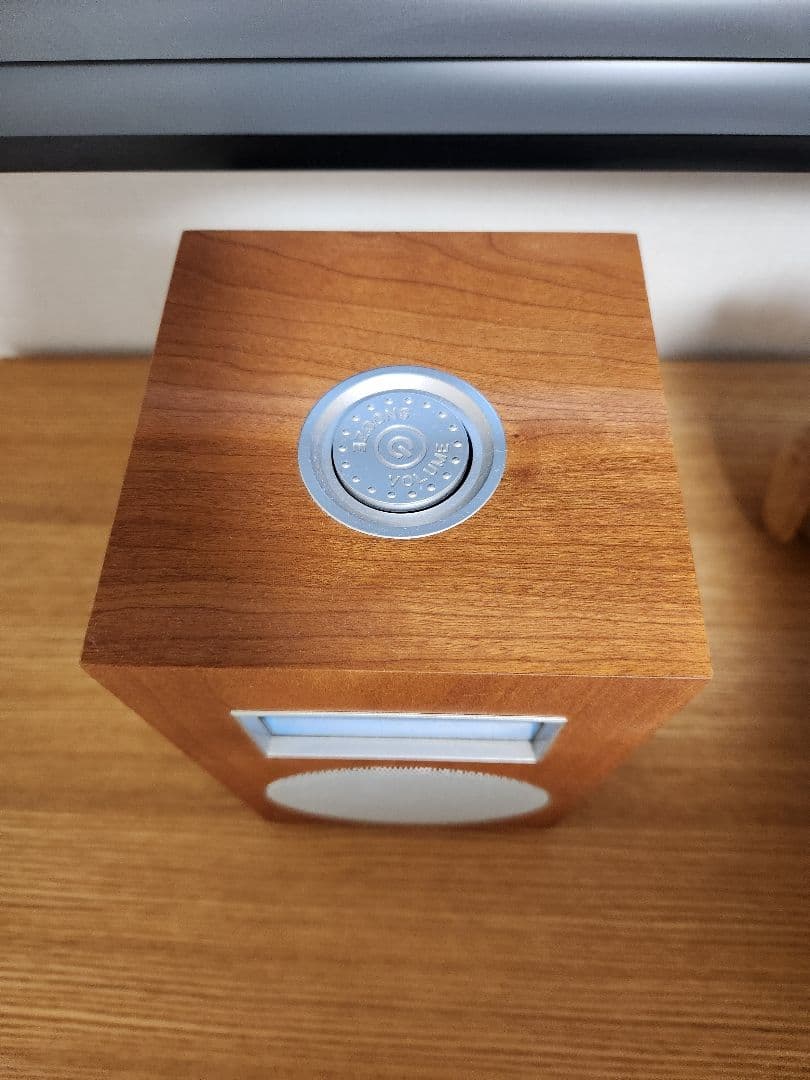 【美品】チボリオーディオ　Model10　ラジオ　ウォールナット