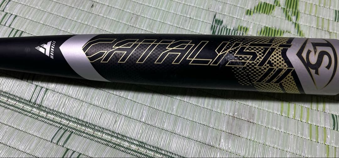 一般軟式　ルイスビルスラッガー　カタリストIII