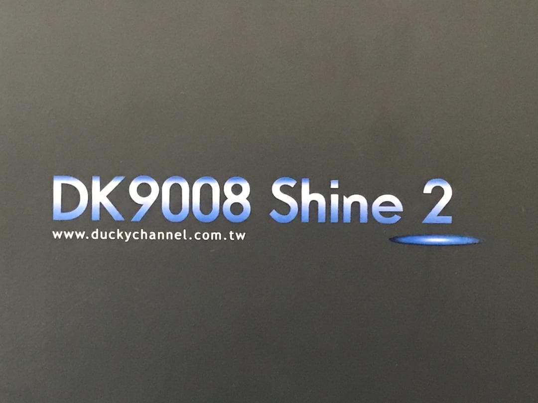 ★送料込 新品青色光るメカニカルキーボードDuckyDK9008Shine2★