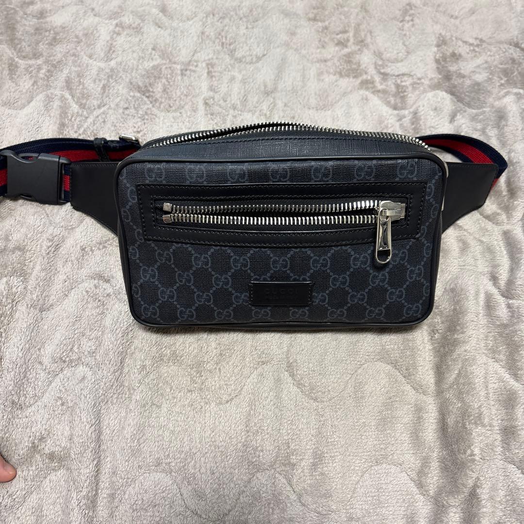 GUCCI GGスプリームボディバッグ ブラック 美品 正規品