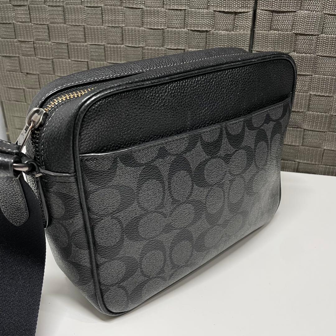 よ*ー様 COACH ブラック レザー ショルダーバッグ