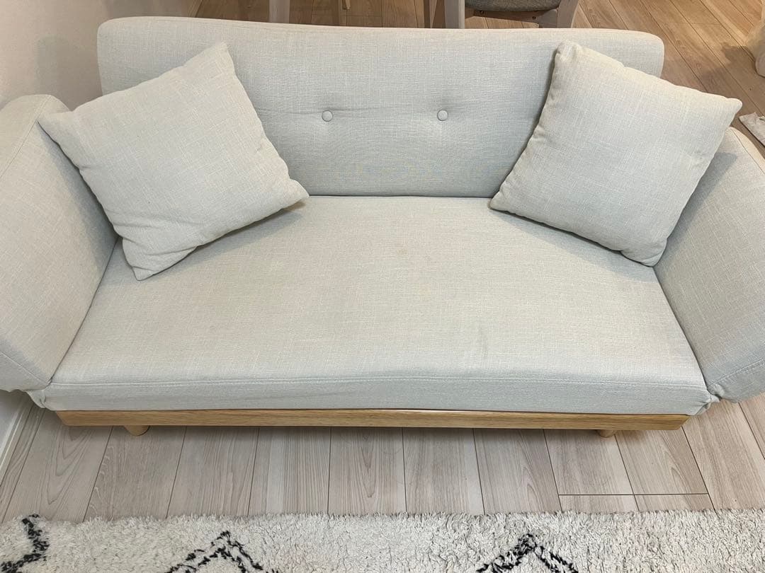 【LOWYA】ライトグレー コンパクトソファ (ソファベッドに変形可能)