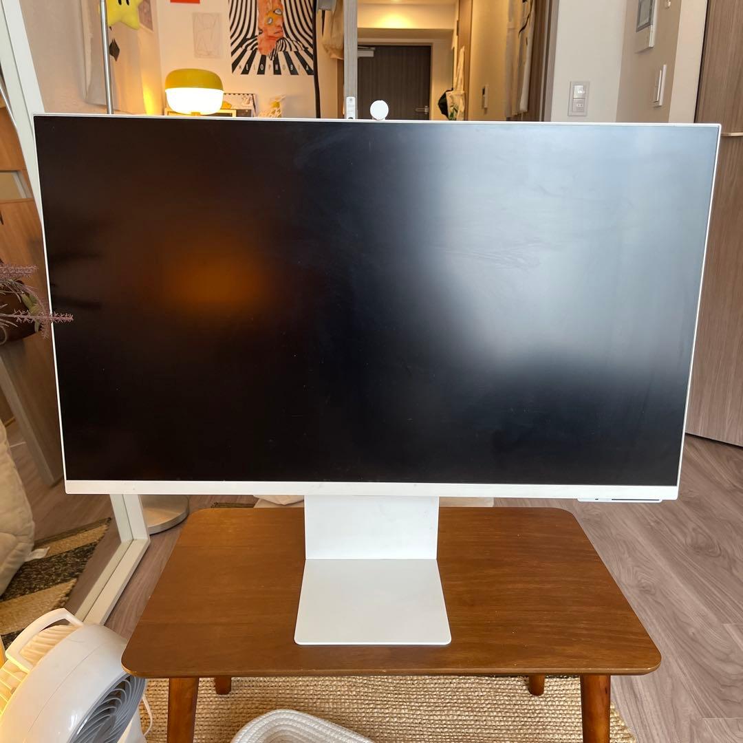 Samsung Smart Monitor M8 4K UDH 32インチ