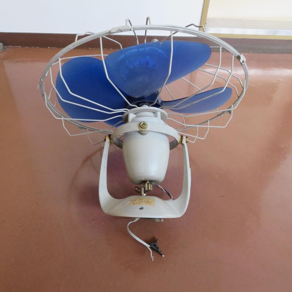 東芝天井扇風機（CT-40Y）昭和レトロ　TOSHIBA 旋回扇天井扇【送料込】