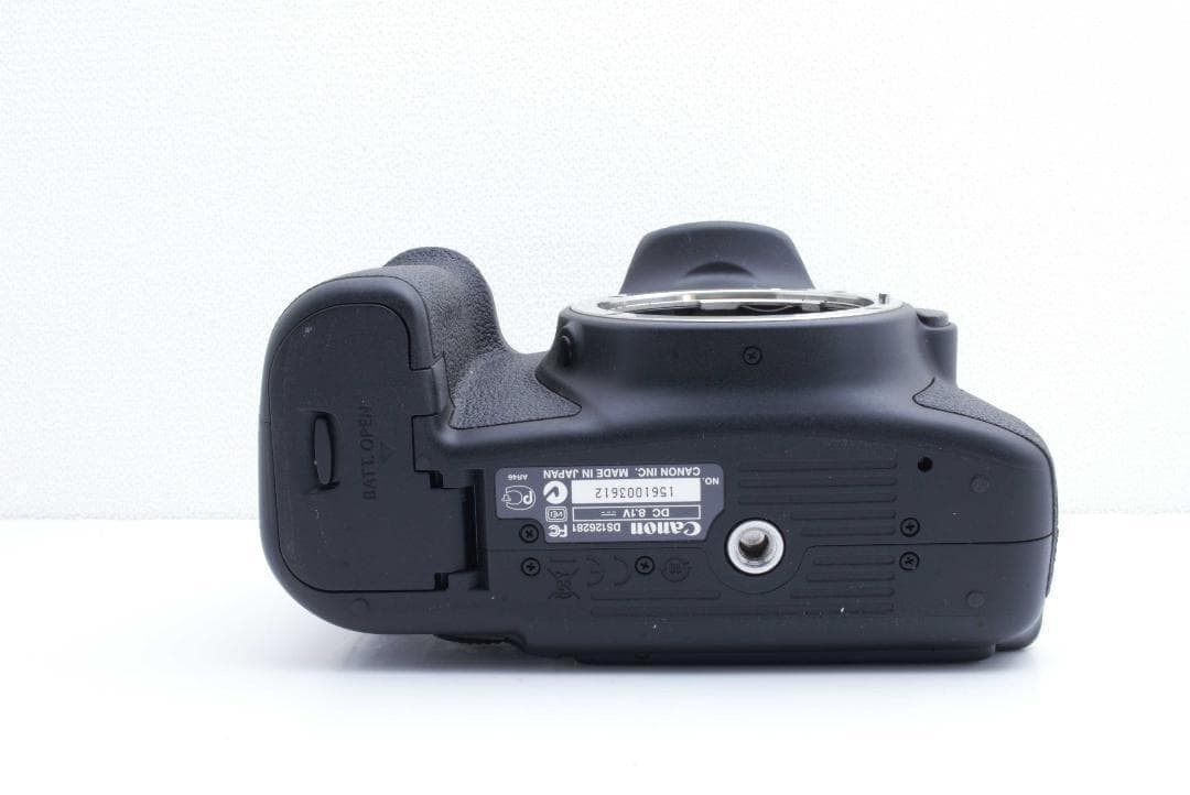 シャッター数257回 Canon EOS 60D タッチ操作感覚で簡単