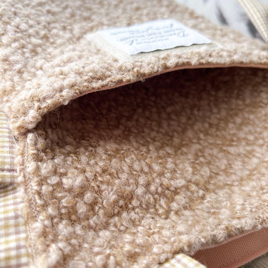 H*U様 コヤンイサムチョン　ベージュ　バック　リボン　フリル