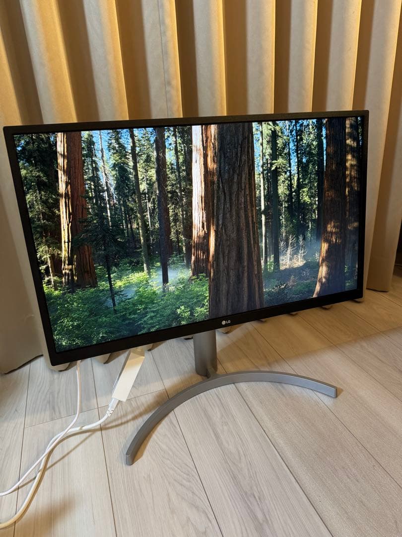 LG 27UL550-W 27型 モニター