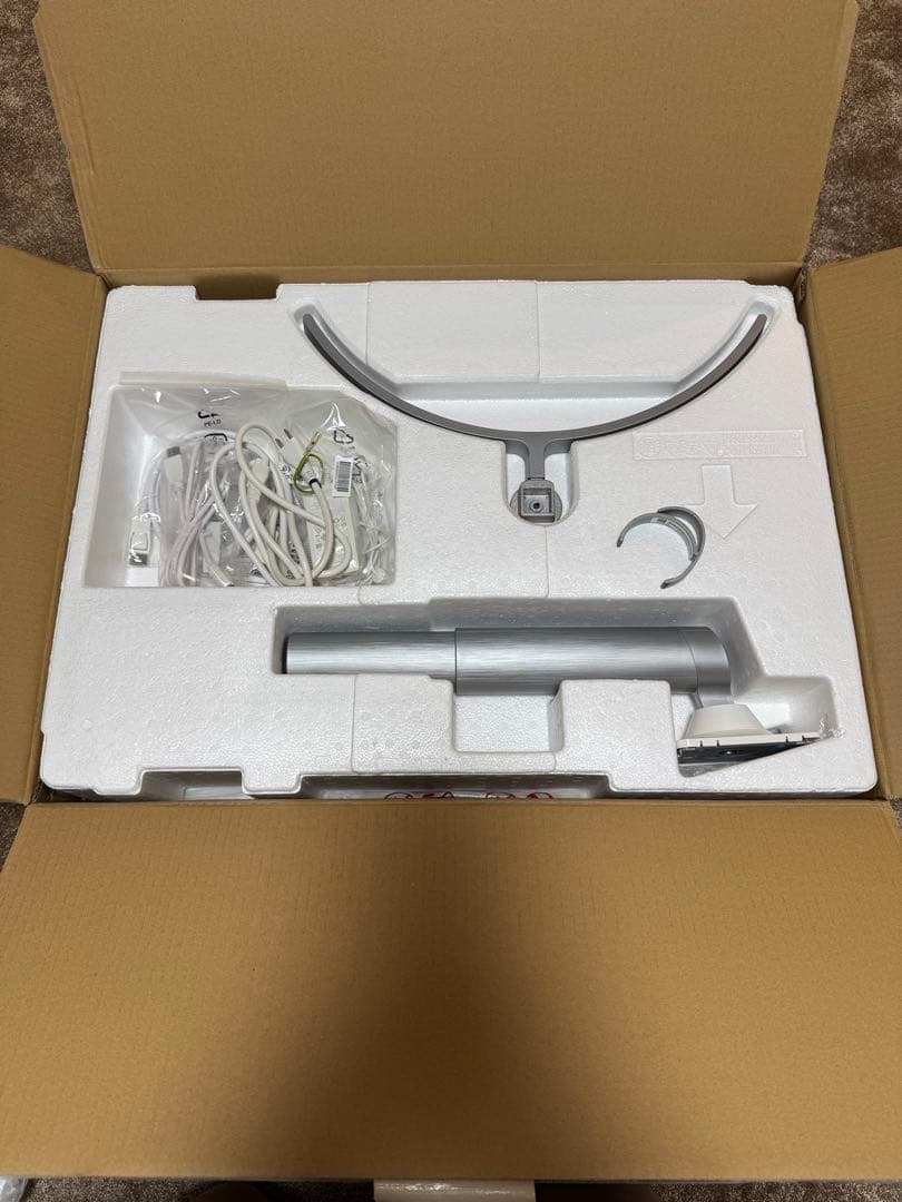 LG 27UL550-W 27型 モニター