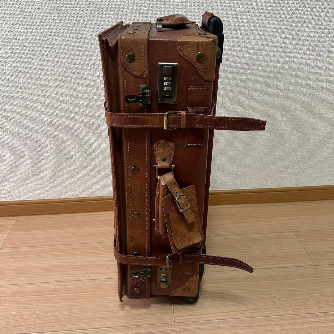 希少 ユーラシアsiffler(シフレ) ユーラシアトランク 豚本革