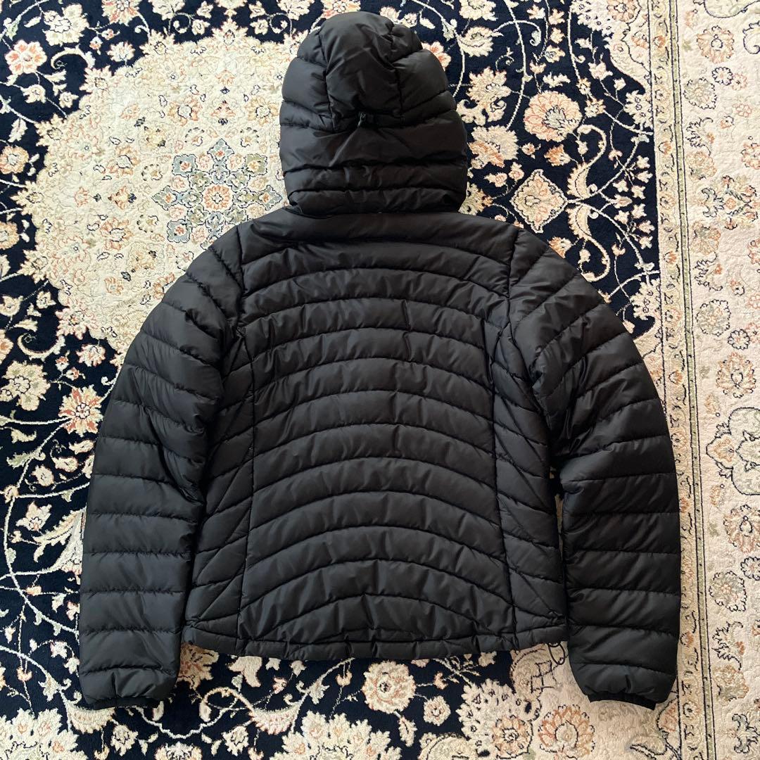 Patagonia ダウンセーターフーディ　ブラック　レディース　11年製