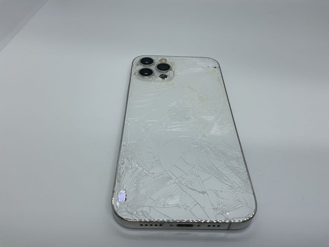 Apple iPhone 12 Pro ホワイト 本体