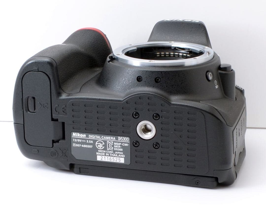 S数約700回！Nikon D5300★AF-Pレンズ★Wi-Fi内蔵
