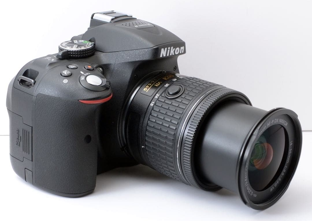 S数約700回！Nikon D5300★AF-Pレンズ★Wi-Fi内蔵