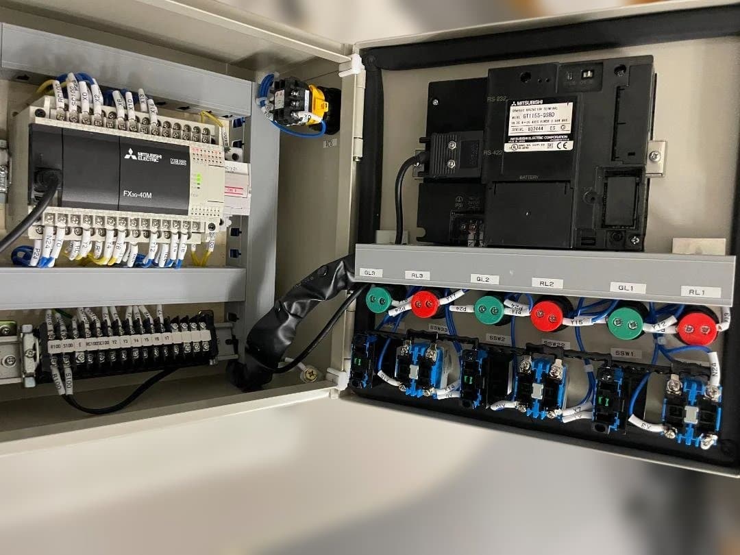 価格交渉歓迎！製作完了！ 電気工事業者用シーケンサー・タッチパネル 学習制御盤