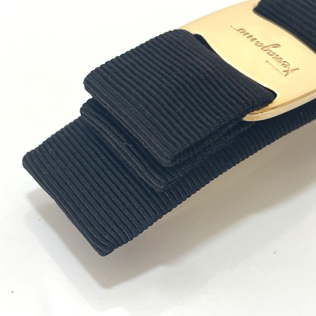 【美品・箱付き】フェラガモ ヴァラリボン バレッタ ブラック ゴールド金具