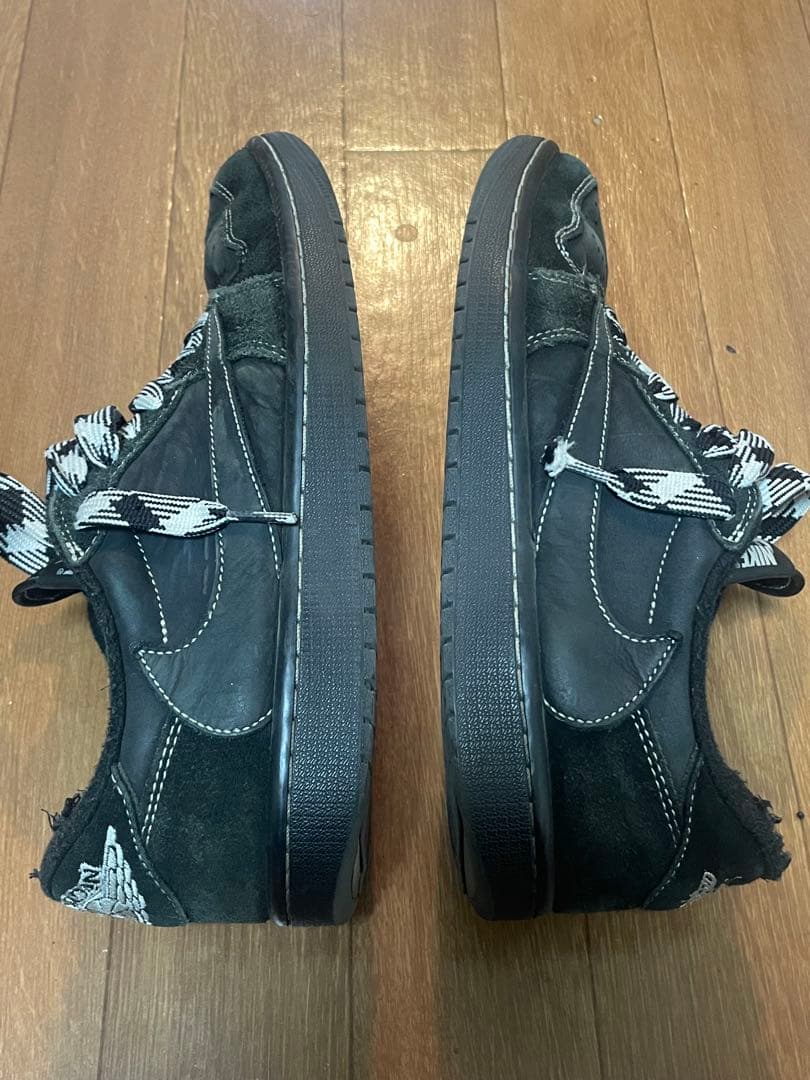 Travisブラックファントム JORDAN1