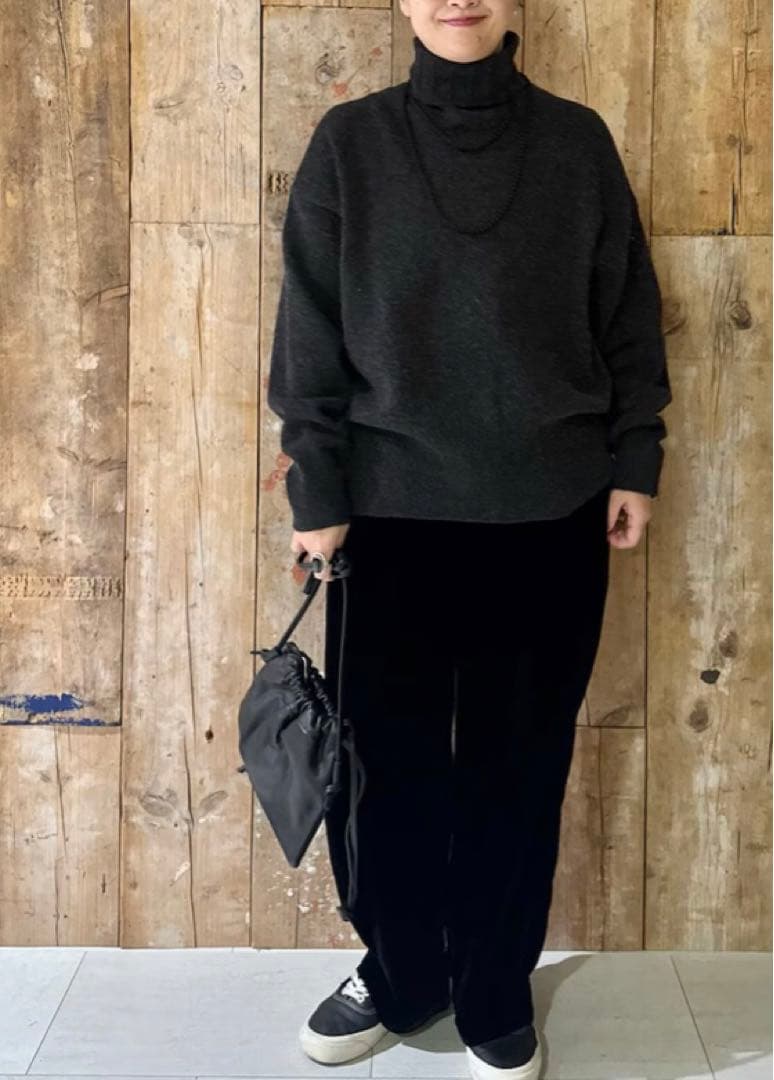 新品未使用＊かぐれハミルトンタートルニット＊チャコール