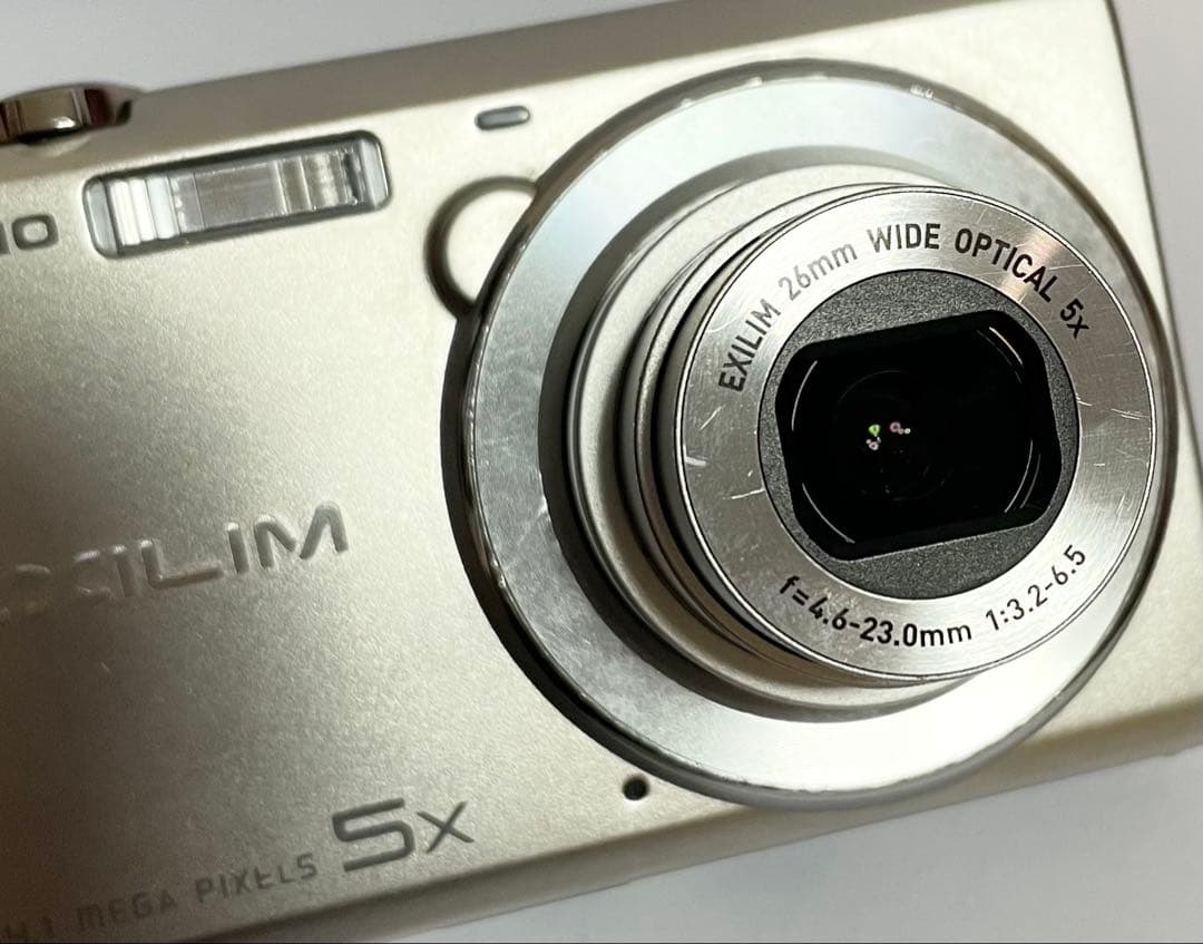 【完動品】CASIO EXILIM EX-ZS10 デジタルカメラ 動作確認済み