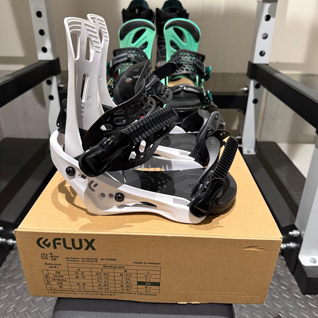 FLUX EM02M ホワイト 21-22