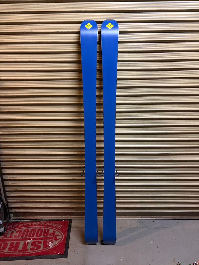 未使用VECTOR GLIDE MAKE WT 2019モデル180cmマーカー