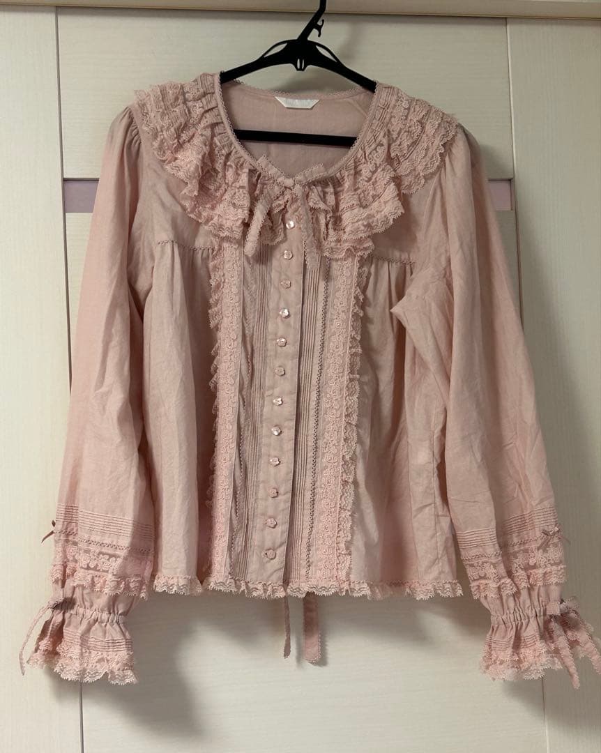 ピンクハウス 豪華なレースのブラウス