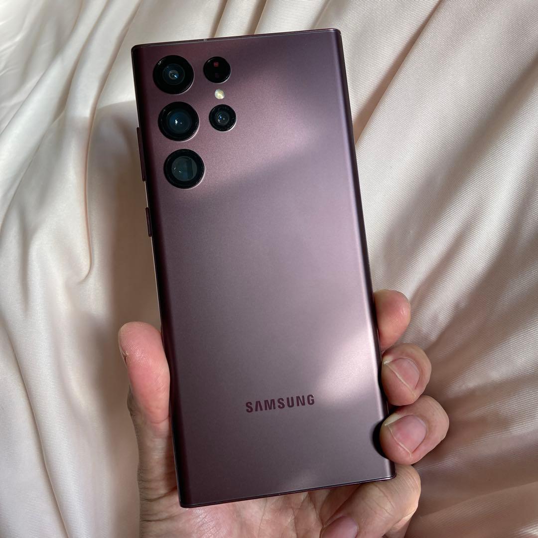 Galaxy S22 Ultra 本体　韓国版12+256 極美品