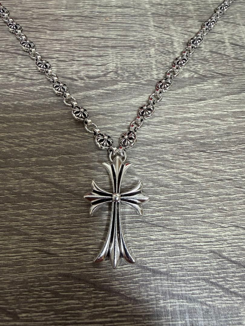 新品未使用クロムハーツネックレス