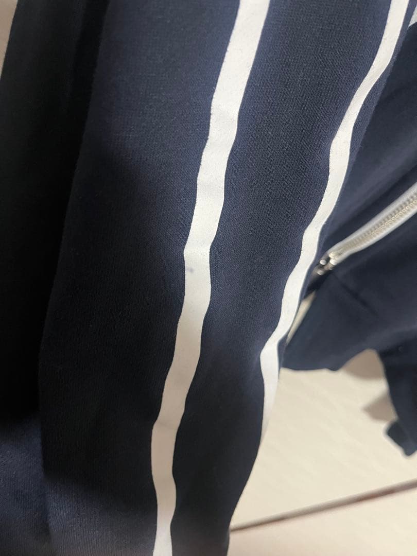 ブルーアーカイブ ブルアカ カズサのパーカー 杏山カズサ