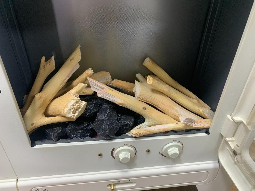 K☆288 デロンギ 暖炉型電気ファンヒーター SFA2040J