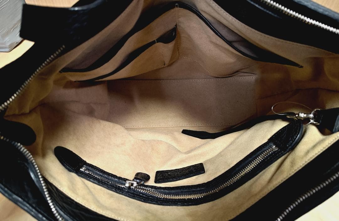 黒 レザー トートバッグ