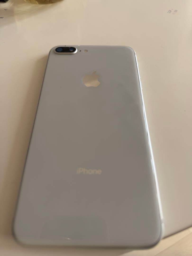 Apple iPhone 8plus シルバー