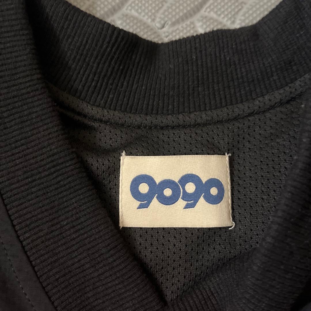 9090 ナイロンジャケット Vネック 黒/ベージュ