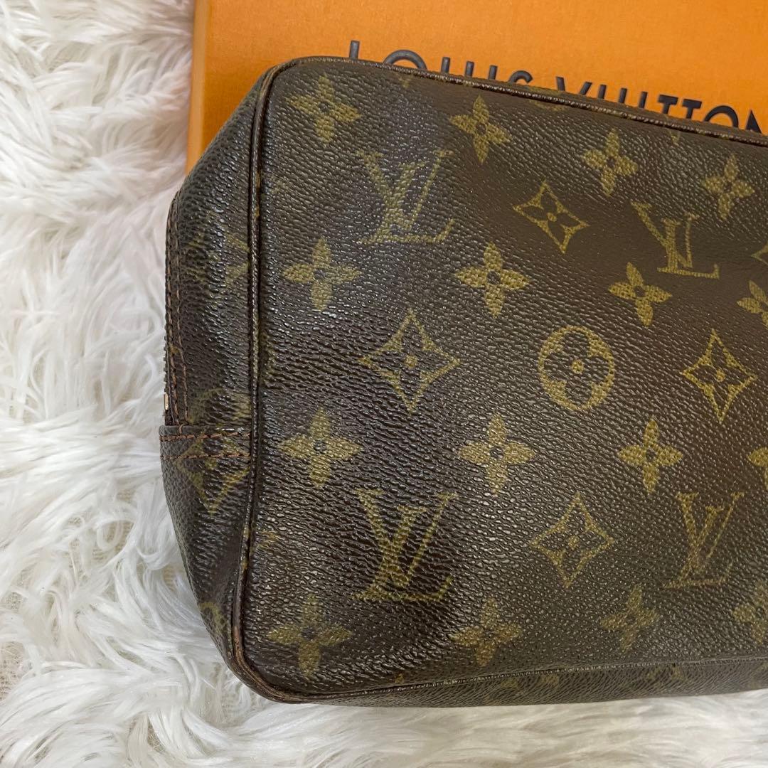 廃版品✨ルイ・ヴィトントゥルーストワレット　化粧ポーチ　モノグラム