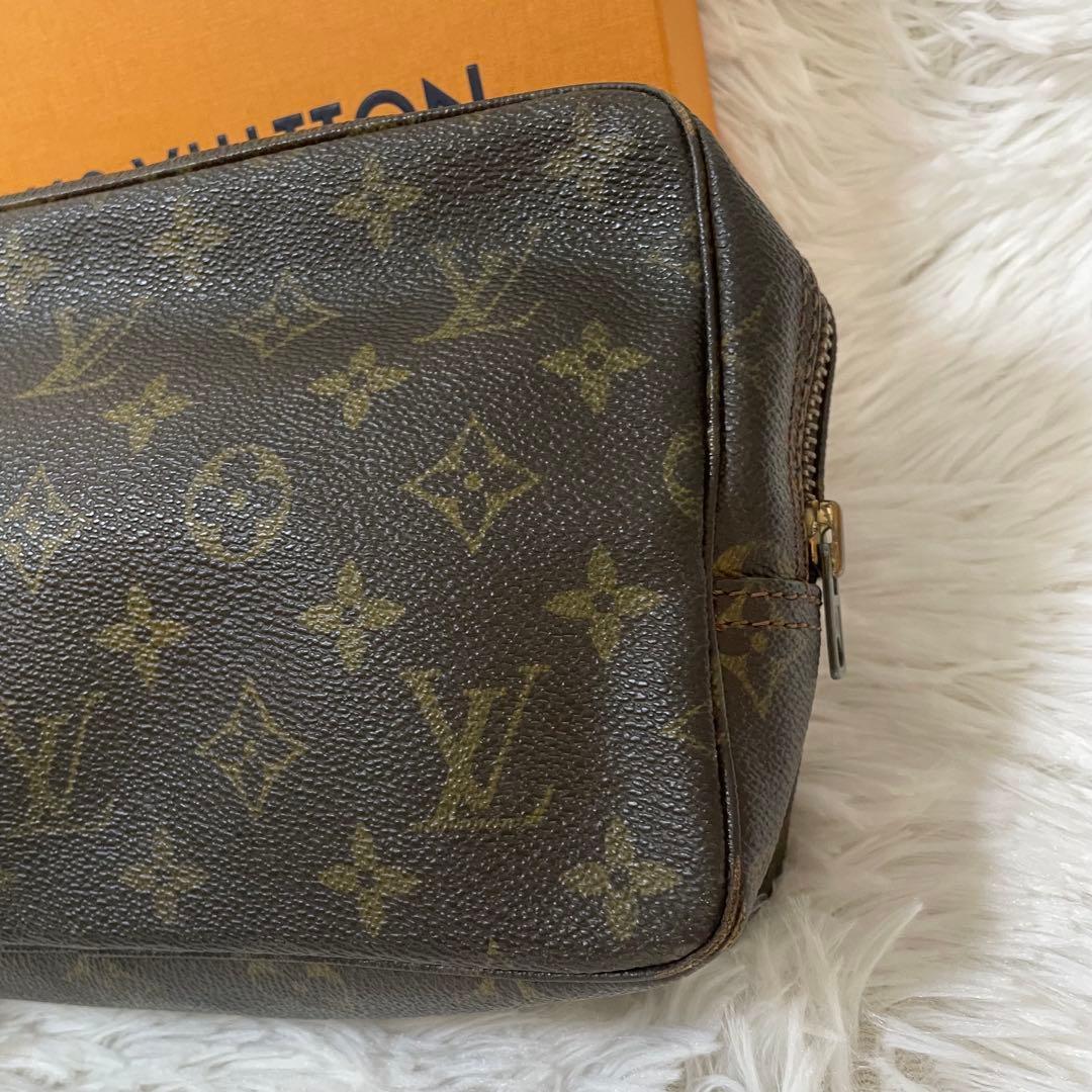 廃版品✨ルイ・ヴィトントゥルーストワレット　化粧ポーチ　モノグラム